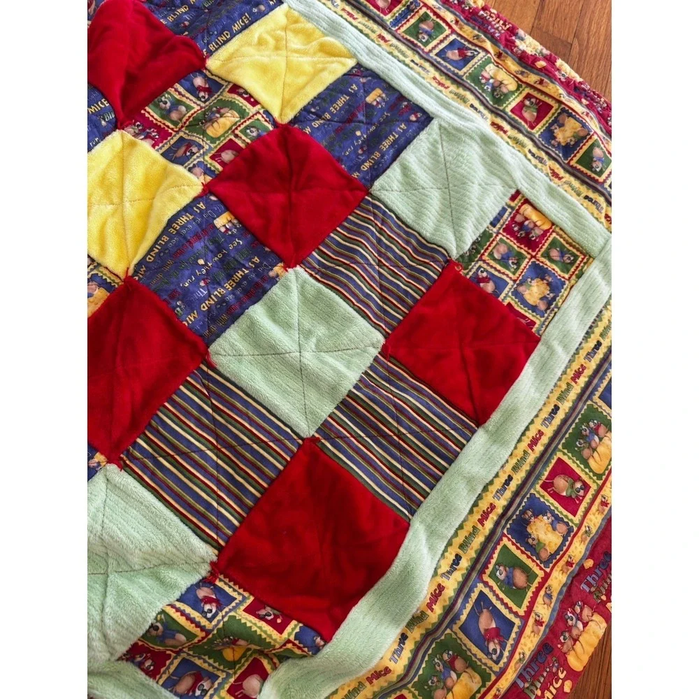 Vintage‎ Handmade Three Blind Mice Patchwork Baby Quilt Blanket Nursery Rhyme